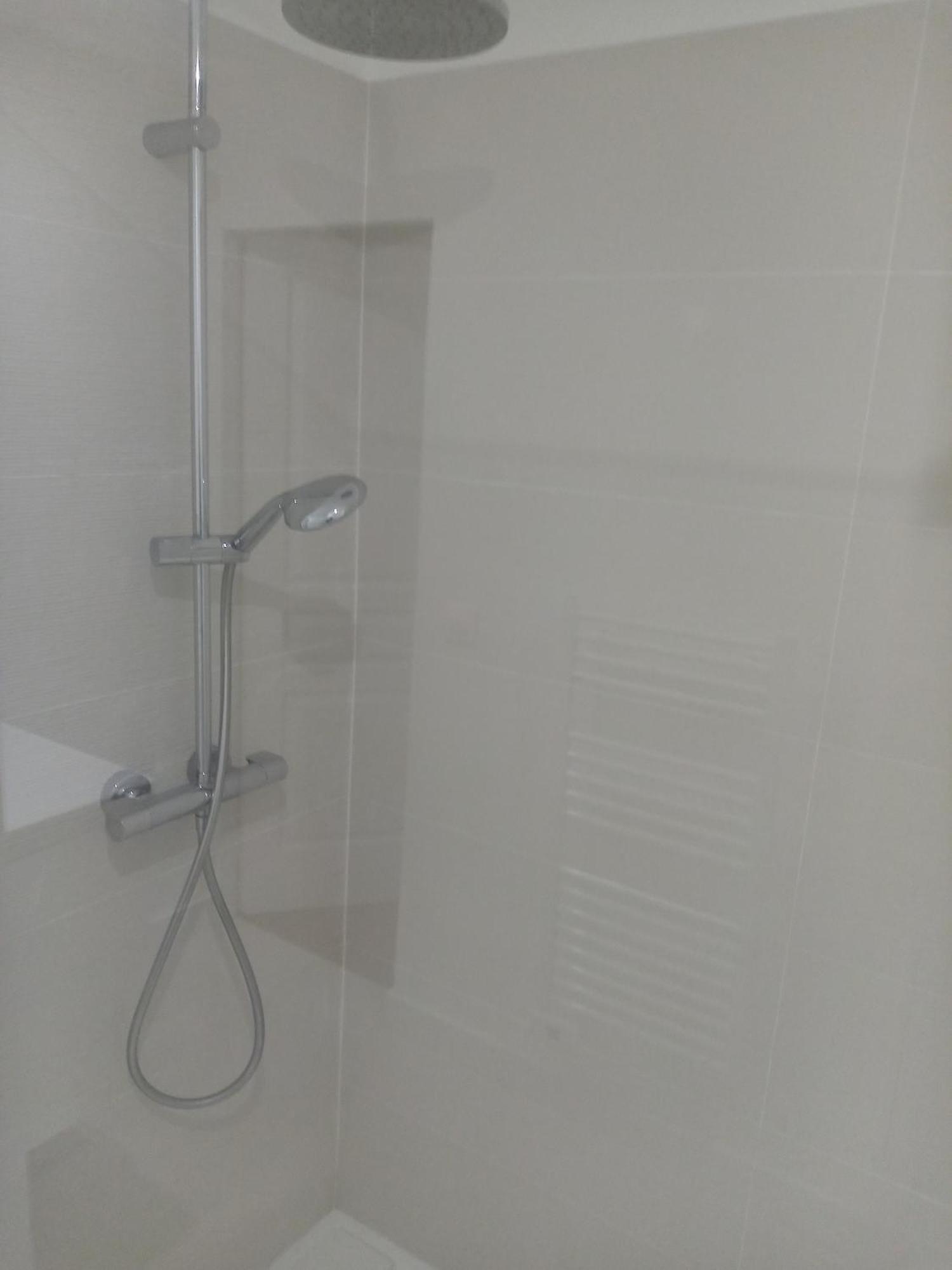Quartier Le Plus Anime De Marseille "La Plaine Cours Julien "Chambre Avec Salle De Bain Wc Privee Integrees "Dans Appartement Exteriör bild