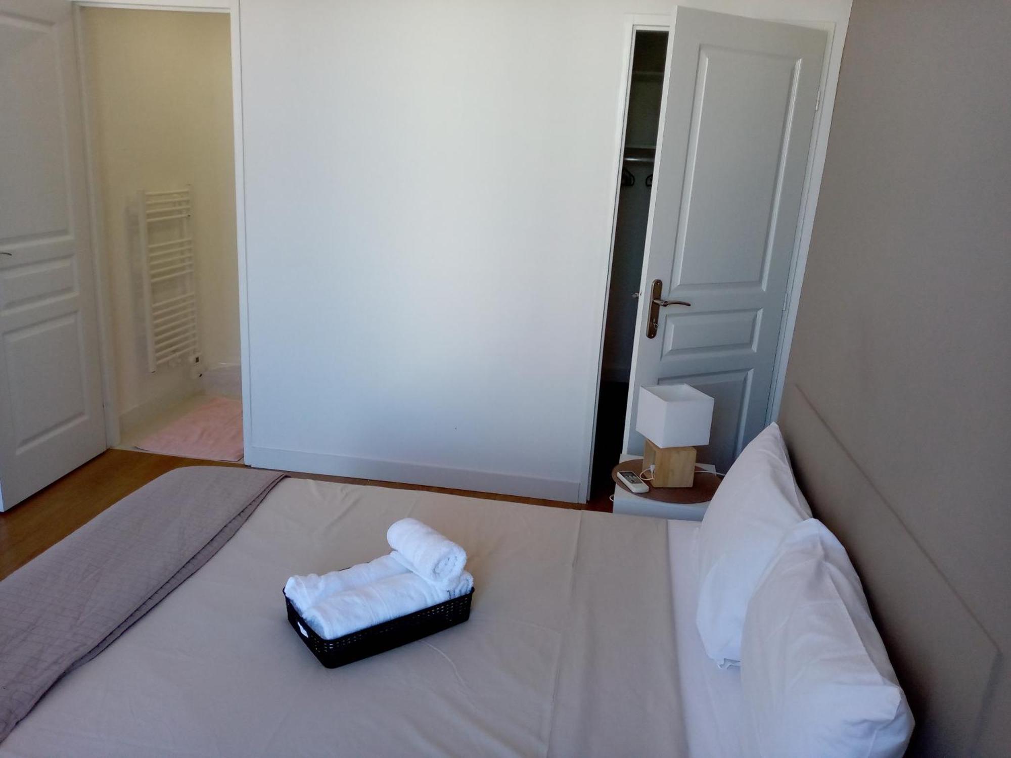 Quartier Le Plus Anime De Marseille "La Plaine Cours Julien "Chambre Avec Salle De Bain Wc Privee Integrees "Dans Appartement Exteriör bild
