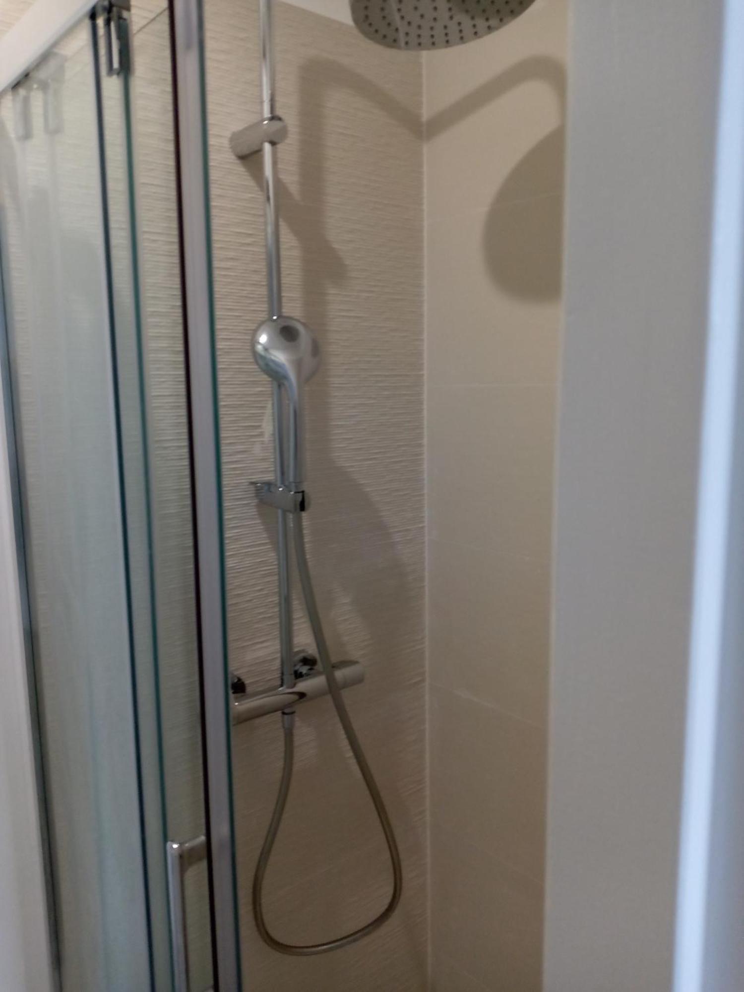 Quartier Le Plus Anime De Marseille "La Plaine Cours Julien "Chambre Avec Salle De Bain Wc Privee Integrees "Dans Appartement Exteriör bild