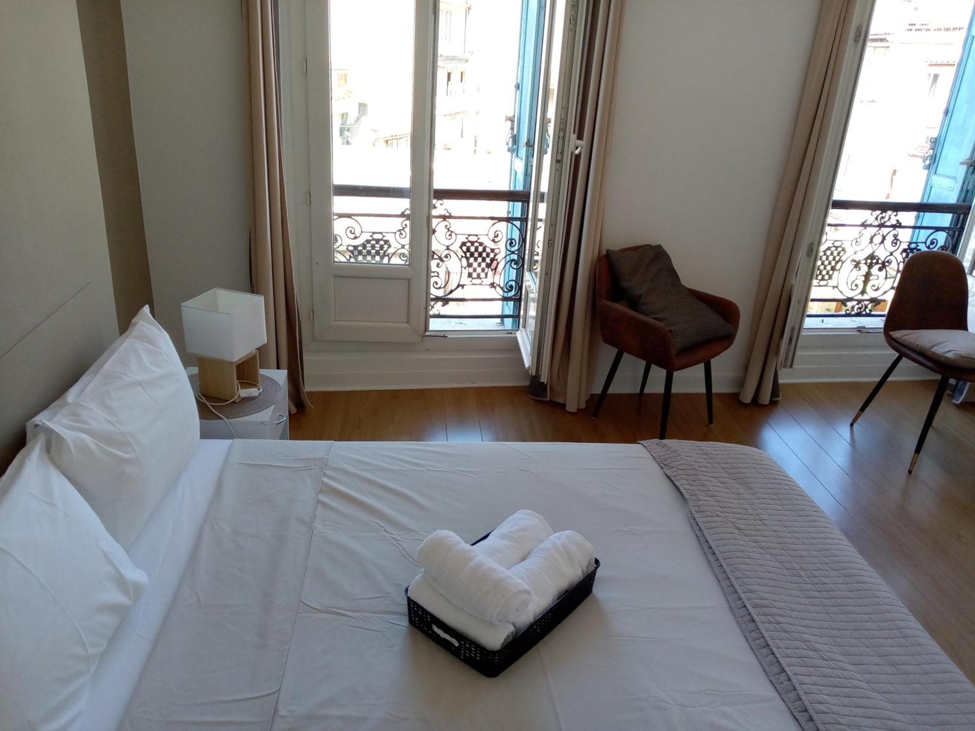 Quartier Le Plus Anime De Marseille "La Plaine Cours Julien "Chambre Avec Salle De Bain Wc Privee Integrees "Dans Appartement Exteriör bild