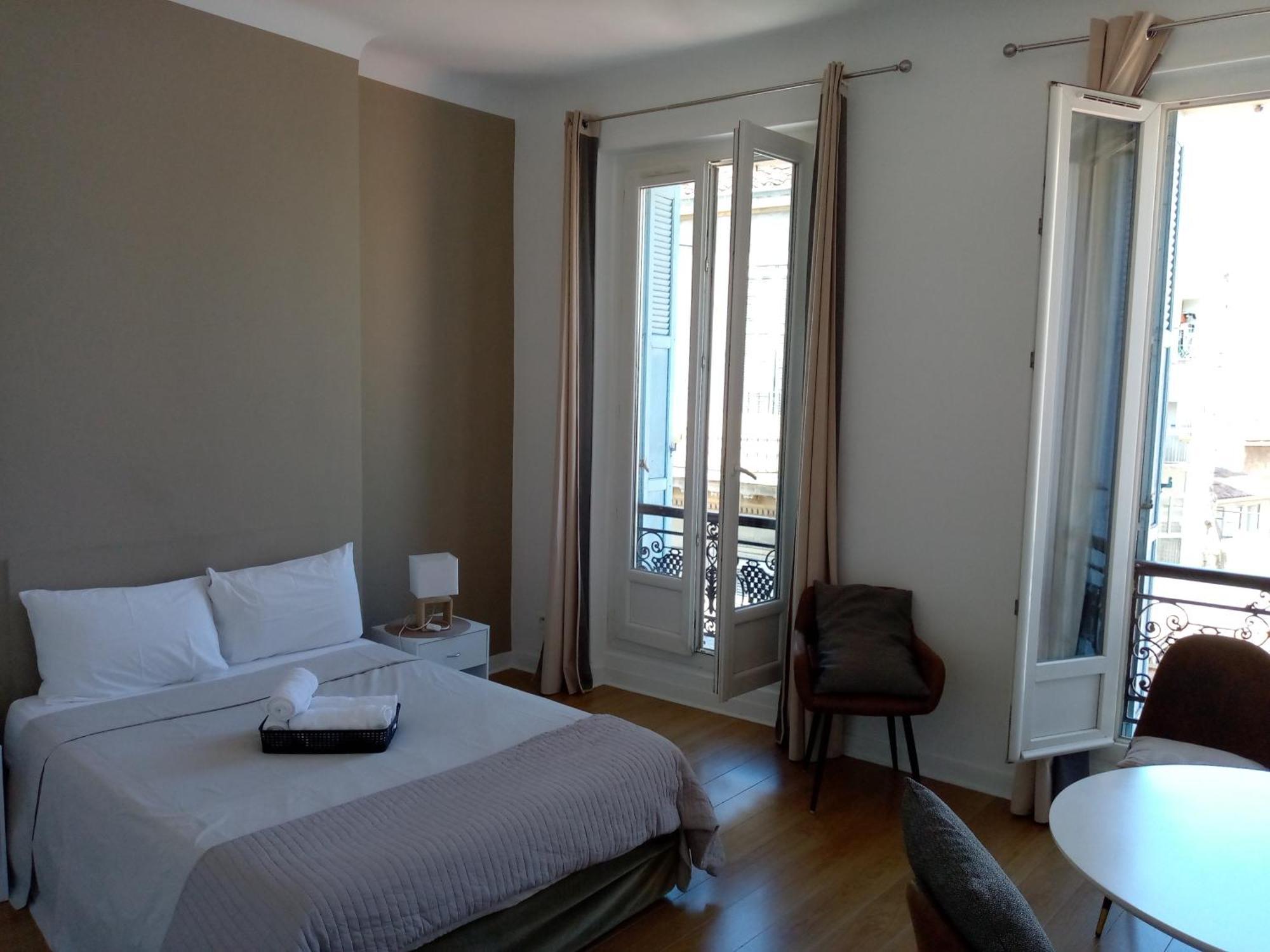 Quartier Le Plus Anime De Marseille "La Plaine Cours Julien "Chambre Avec Salle De Bain Wc Privee Integrees "Dans Appartement Exteriör bild